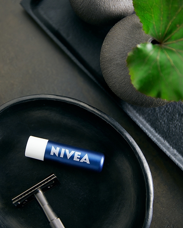 Lip Balm - NIVEA Men Active Care SPF 15 — photo N2