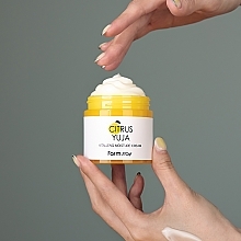 GIFT! Face Cream - FarmStay Citrus Yuja Vitalizing Moisture Cream — photo N7