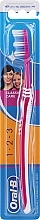 Toothbrush, medium hard, crimson - Oral-B 1 2 3 Classic Care Medium Toothbrush — photo N1