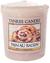 Fragrances, Perfumes, Cosmetics Scented Candle - Yankee Candle Pain au Raisin