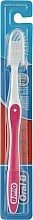 Medium Toothbrush 40, pink - Oral-B Clean Fresh Strong — photo N1