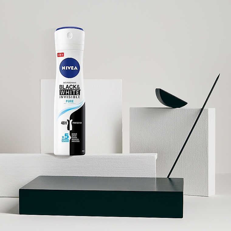 Antiperspirant Deodorant Spray 'Black & White Invisible Protection' - NIVEA Black & White Invisible Pure Fashion Edition 48H Protection — photo N3