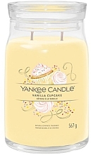 Scented Candle in Jar 'Vanilla Cupcake', 2 wicks - Yankee Candle Singnature — photo N6