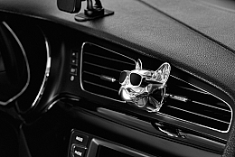 Silver Bulldog Car Air Freshener - MAKEUP — photo N3