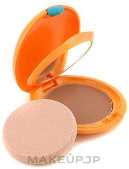 Sun Protection Compact Foundation - Shiseido Tanning Compact Foundation N SPF 6 — photo Bronze