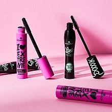 Volumizing Lash Mascara - Essence I Love Extreme Crazy Volume Mascara — photo N18