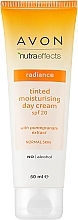 Fragrances, Perfumes, Cosmetics Tinred Moisturizing Day Cream "Radiance" - Avon Nutra Effects Radiance SPF20