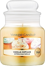 Fragrances, Perfumes, Cosmetics Scented Candle - Yankee Candle Vanilla Cupcake