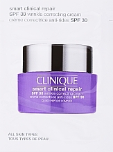 GIFT! Smart Anti-Aging Face Cream - Clinique Smart Clinical Repair Wrinkle Correcting Cream SPF 30 (sample) — photo N1