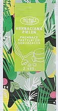 Fragrances, Perfumes, Cosmetics Aromatic Vacuum Cleaner Sachet 'Green Tea' - Pachnaca Szafa