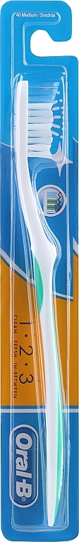 Medium Toothbrush 40, light green - Oral-B 1 2 3 Delicate White 40 Medium — photo N2