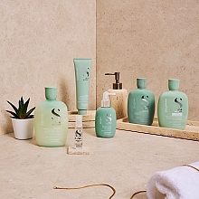 Oily Scalp Shampoo - Alfaparf Semi Di Lino Scalp Rebalance Balancing Low Shampoo — photo N6