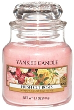 Fragrances, Perfumes, Cosmetics Fresh Cut Roses Scented Candle - Yankee Candle Fresh Cut Roses