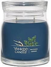 Fragrances, Perfumes, Cosmetics Scented Candle in Jar 'Cedar', 2 wicks - Yankee Candle Bayside Cedar