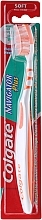 Fragrances, Perfumes, Cosmetics Soft Toothbrush "Navigator Plus", white & orange - Colgate Navigator Plus Soft