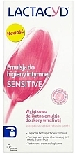 Intimate Hygiene Gel "Sensitive" with Pump - Lactacyd Body Care — photo N2