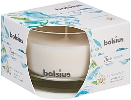 Fragrances, Perfumes, Cosmetics Scented Candle in Glass "White Tea and Mint Leaves", 63/90 mm - Bolsius True Moods Candle