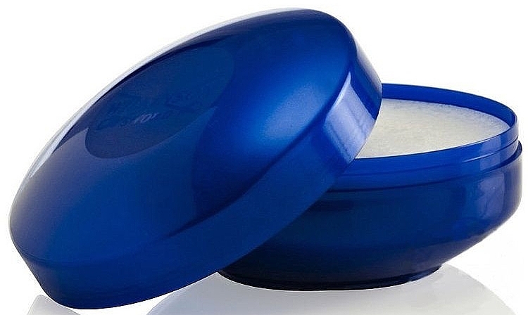 Shaving Soap in Plastic Soap Dish - Wilkinson Sword Blue Shaving Soap Bowl — photo N3