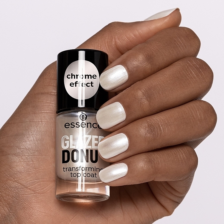 Chrome Effect Top Coat - Essence Glazed Donut Transforming Top Coat — photo N4