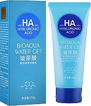 Fragrances, Perfumes, Cosmetics Pianka oczyszczaj№ca do twarzy z kwasem hialuronowym - Bioaqua Hyaluronic Acid