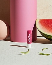 Lip Balm "Fruit Radiance. Melon" - NIVEA Fruity Shine Watermelon Lip Balm — photo N5