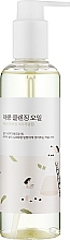 Fragrances, Perfumes, Cosmetics Nourishing Hydrophilic Oil with Black Soy Bean Extract - Round Lab Soybean Cleansing Oil