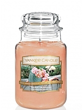 Fragrances, Perfumes, Cosmetics Candle in Glass Jar - Yankee Candle Market Blossoms