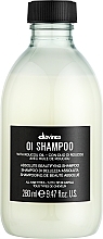Softening Hair Shampoo - Davines Oi Absolute Beautifying Shampoo With Roucou Oil — photo N1