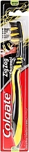 Zig Zag Charcoal Toothbrush, medium, yellow - Colgate — photo N1