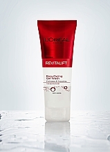 Face Cleansing & Smoothing Peeling Gel with Glycolic Acid - L'Oreal Paris Revitalift — photo N2