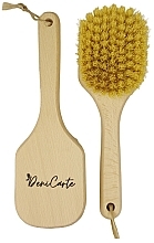 Fragrances, Perfumes, Cosmetics Anti-Cellulite Massage Brush with Cactus Bristles, long handle - Deni Carte