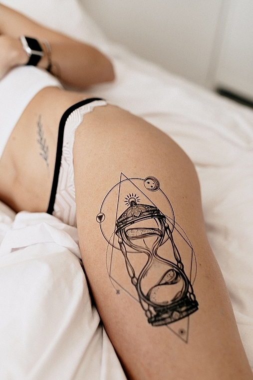 Temporary Tattoo "Hourglass" - Tattooshka — photo N4