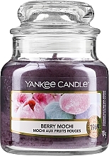 Scented Candle in Jar - Yankee Candle Berry Mochi Candle — photo N3