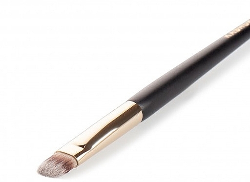 Concealer Brush, 108 - Kashoki Precision Concealer Brush — photo N2