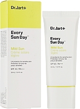 Mild Facial Sunscreen SPF43 PA+++ - Dr. Jart+ Every Sun Day Mild Sun — photo N2