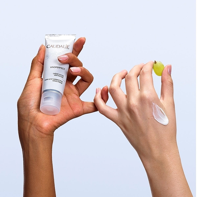 Anti-Dark Spots Hand Cream - Caudalie Vinoperfect Anti-Spot Hand Cream — photo N4