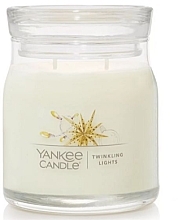 Scented Candle in Jar 'Twinkling Lights', 2 wicks - Yankee Candle Singnature — photo N1