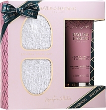 Fragrances, Perfumes, Cosmetics Set - Baylis & Harding Jojoba, Vanilla & Almond Oil Foot Set (f/lot/125ml + socks/1pcs)