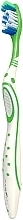 Toothbrush Medium "Max White", green - Colgate Max White Medium With Polishing Star — photo N2