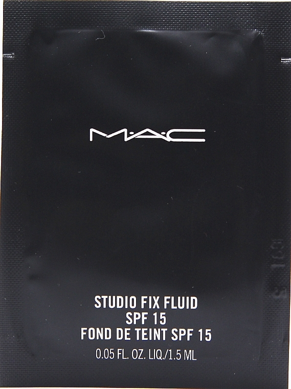 GIFT! Liquid Foundation - MAC Studio Fix Fluid SPF15 — photo N1