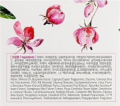 Fragrances, Perfumes, Cosmetics Cherry Blossom Face Cream - FarmStay Pink Flower Blooming Cream Cherry Blossom