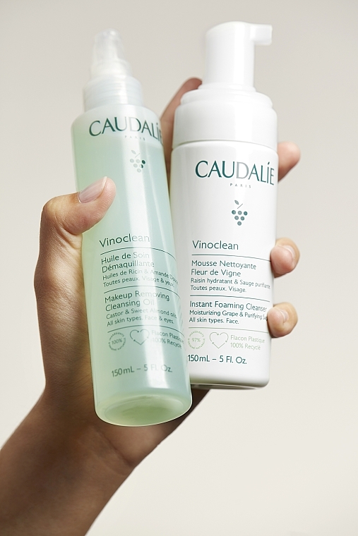 Makeup Remover Oil - Caudalie Vinoclean Make-up Removing Cleansing Oil — photo N14