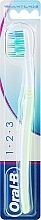 Medium 35 Toothbrush, light green - Oral-B 1-2-3 Classic Care 35 Medium — photo N1