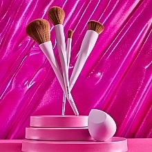 Powder Brush - Essence Powder Brush — photo N3