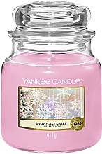 Scented Candle in Jar - Yankee Candle Snowflake Kisses Jar Candle — photo N2