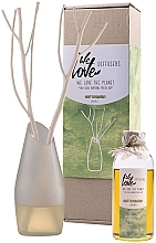 Reed Diffuser with a Glass Vase - We Love The Planet Light Lemongras Diffuser — photo N4