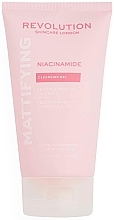 Mattifying Cleansing Gel with Niacinamide - Revolution Skincare Niacinamide Mattifying Cleansing Gel — photo N1