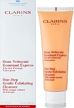 Facial Scrub - Clarins One-Step Gentle Exfoliating Cleanser — photo N2