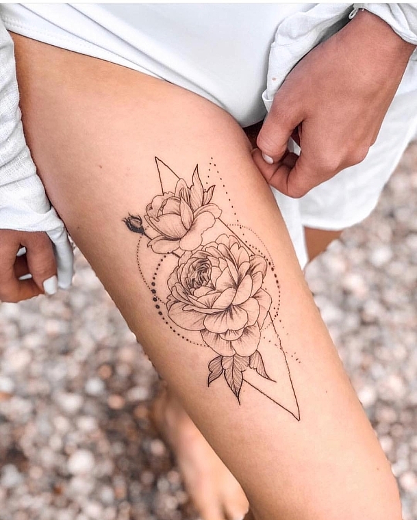 Temporary Flash-Tattoo "Geometric Rose" - Arley Sign — photo N8