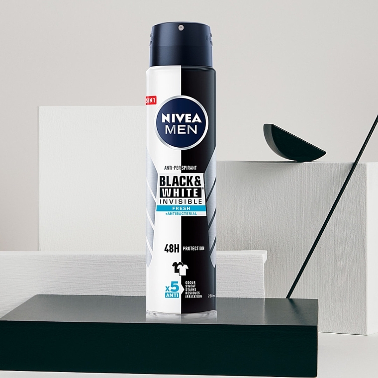 Antiperspirant Deodorant Spray "Invisible for Black and White" - NIVEA Invisible For Black&White Fresh 48 hour — photo N3